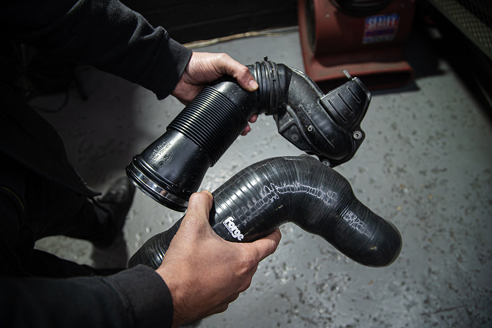 Turbo inlet con adaptador – VAG 1.0 TSI 2022- (Forge)