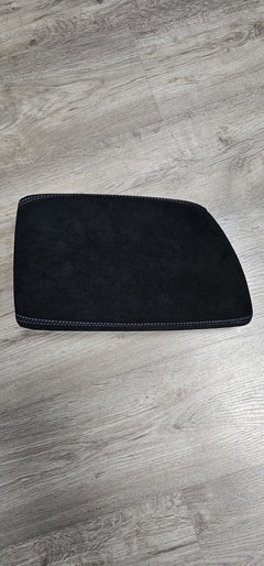 Apoyabrazo tapizado realizado a F2X y M2 F87